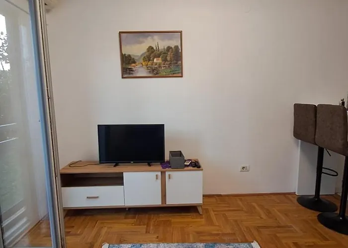 Nikola Appartement
